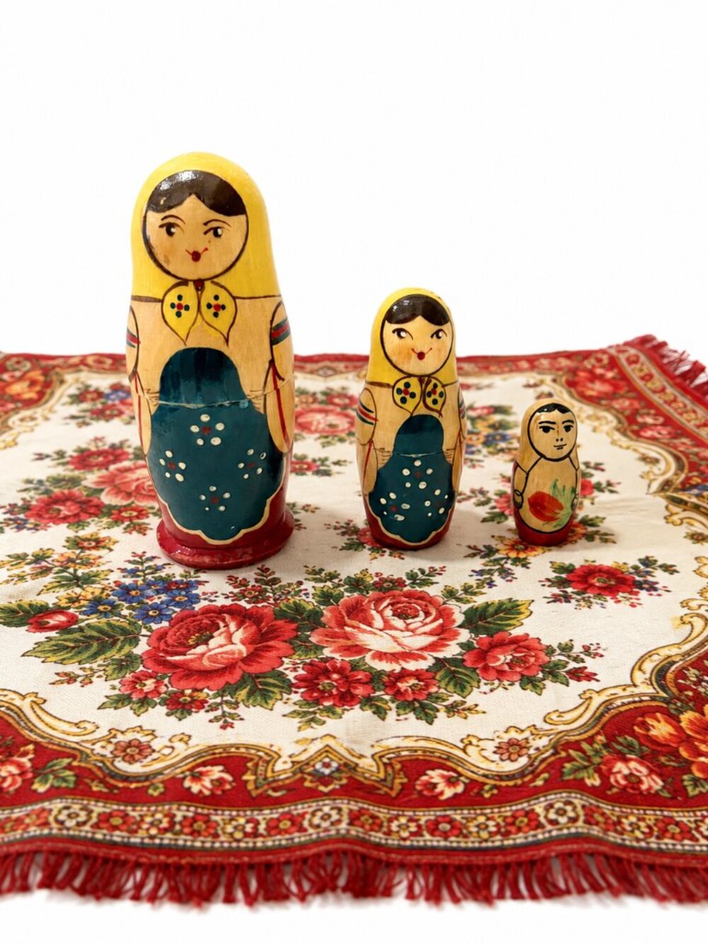 Matryoshka Nesting Dolls 3pc Hand Painted Wood Russian Folk Art Home Décor